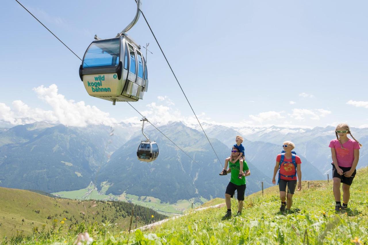 Apartment Weberhaeusl Bramberg am Wildkogel Bagian luar foto